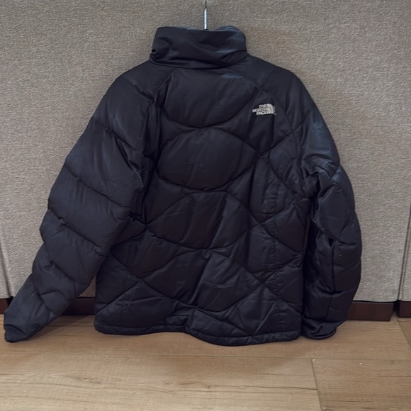 The North Face Jacket - Picture 2 of 4